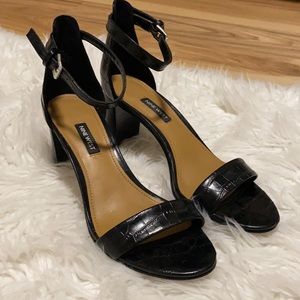 Nine West crock sandals